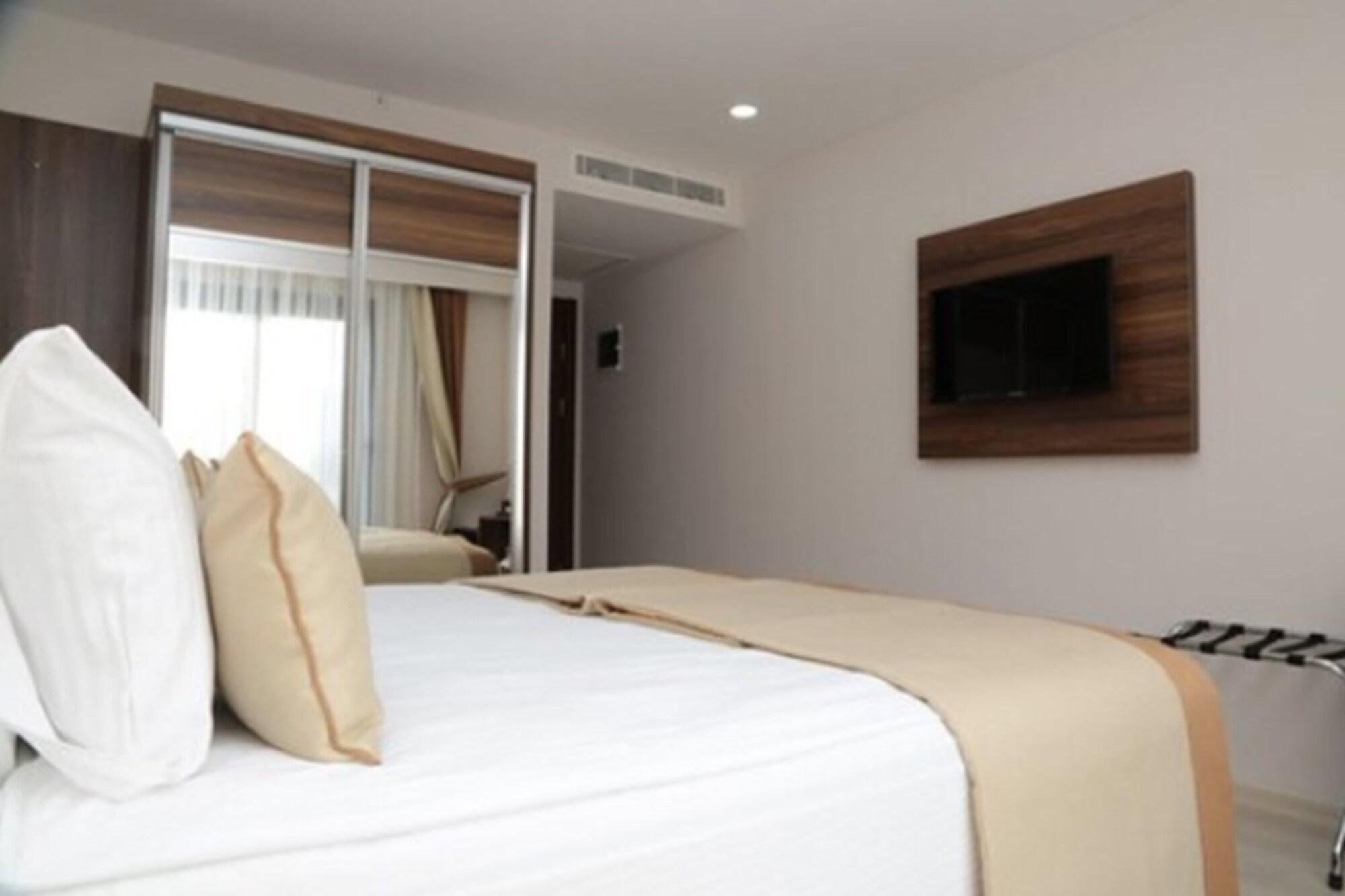 Paris Prestige Hotel Izmir