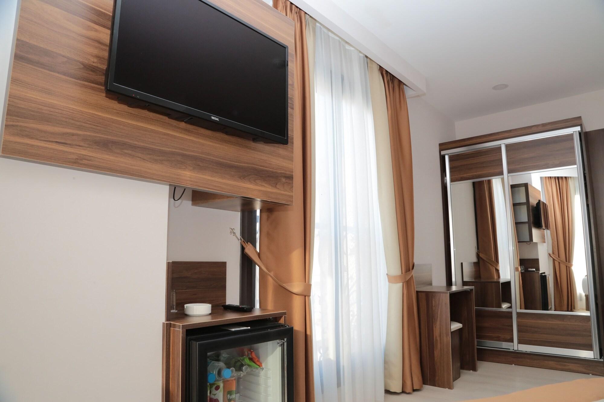 Paris Prestige Hotel